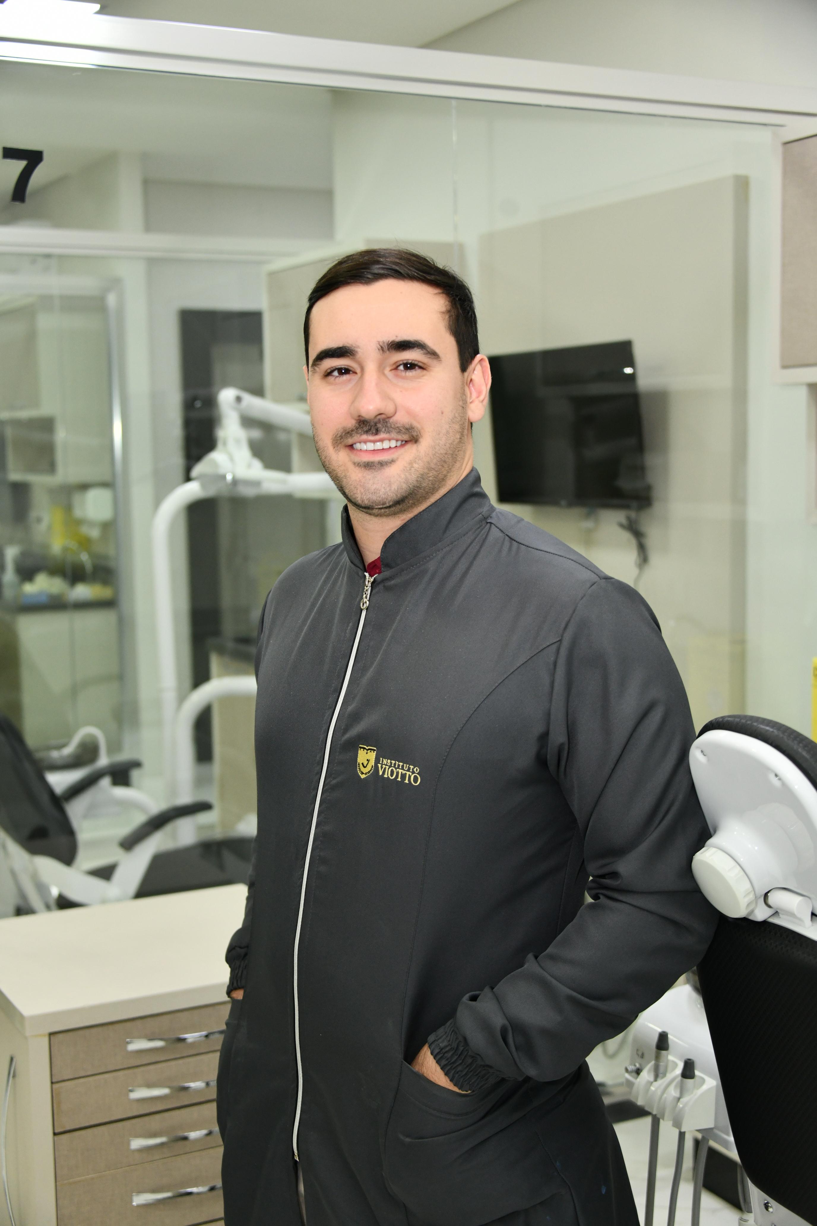 Dr. Paulo Ilonczai